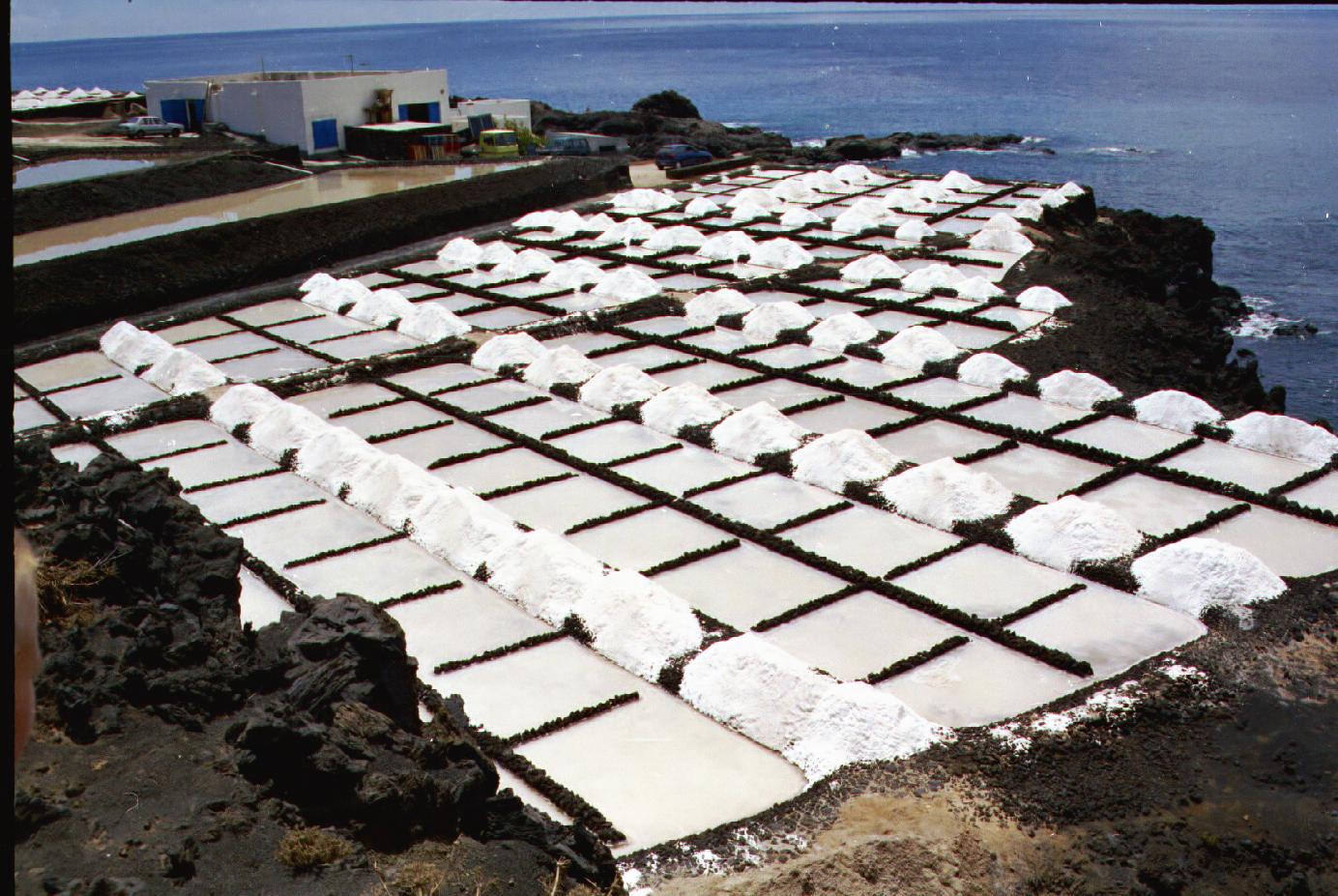Salzfelder der Saline auf La Palma